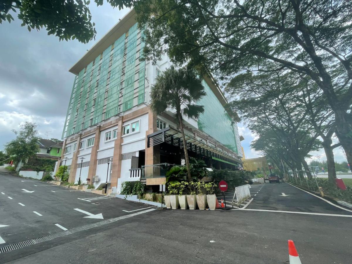 Hotel The Avenue M Johor Bahru Esterno foto